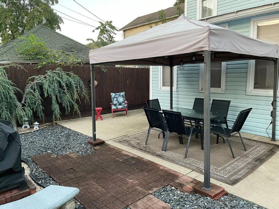 Charming Victorian Home - 2 Minutes To Downtown Lancaster Exterior foto
