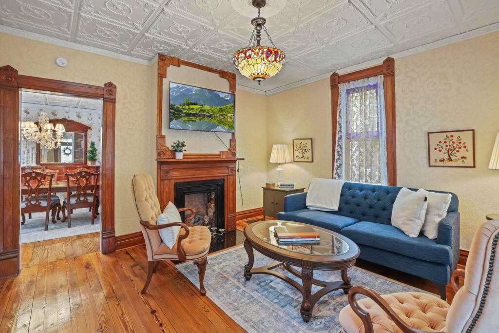 Charming Victorian Home - 2 Minutes To Downtown Lancaster Exterior foto